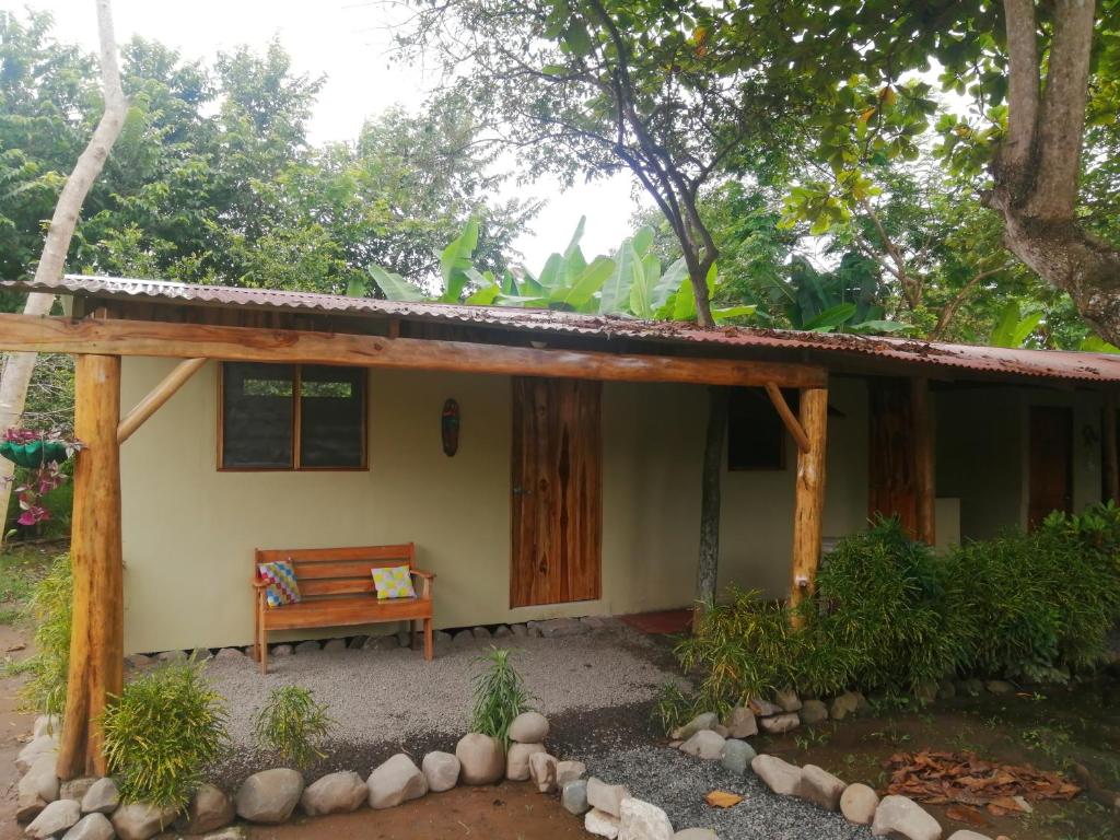 El Gecko Hotel & Tours photo 2