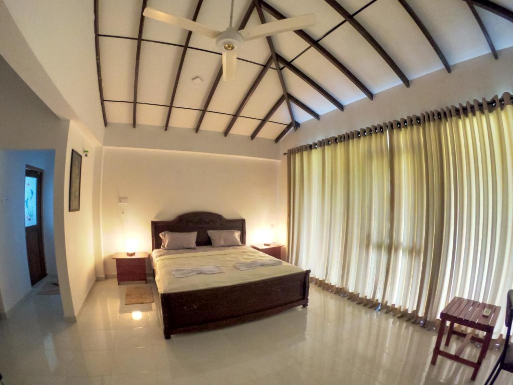 Pinnawala Elephant Front View Hotel photo 2