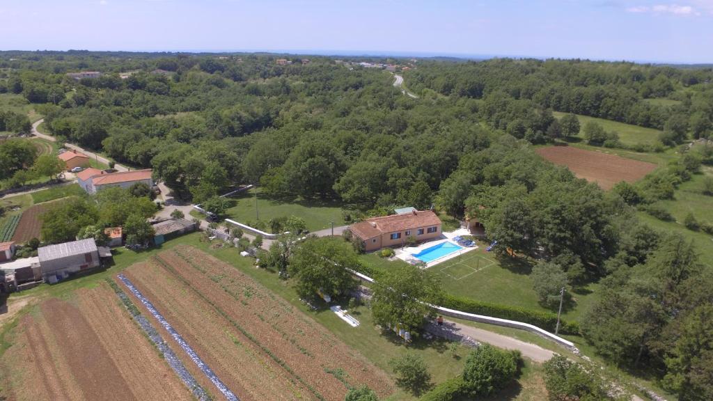 Villa Fragola - Holiday house with large garden photo 1