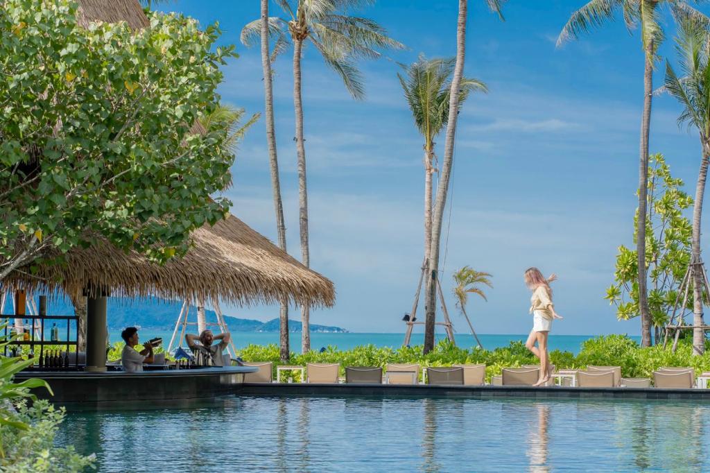Holiday Inn Resort Samui Bophut Beach, an IHG Hotel photo 2
