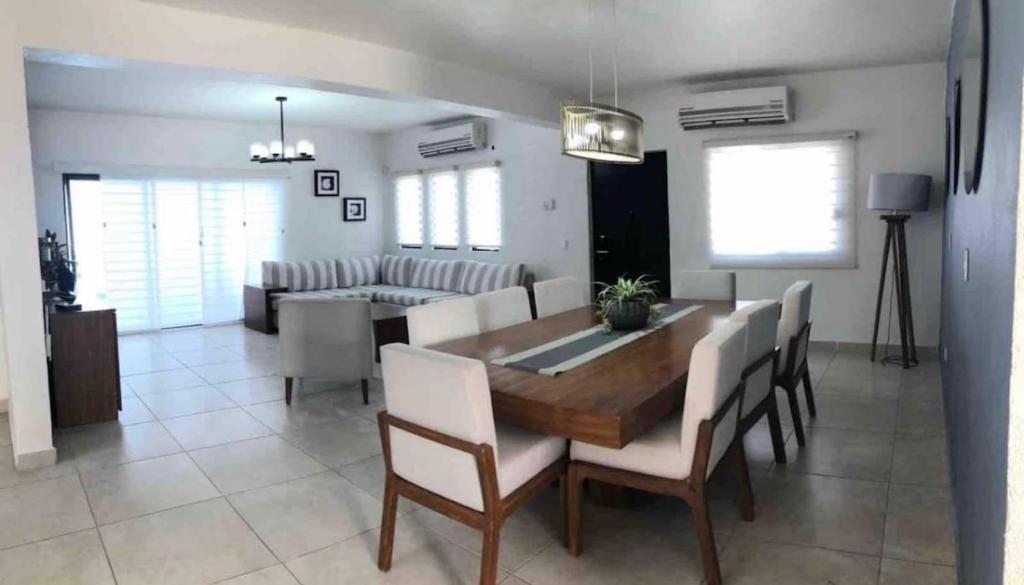 House In Miramar Seaview And Private Pool templada photo 2