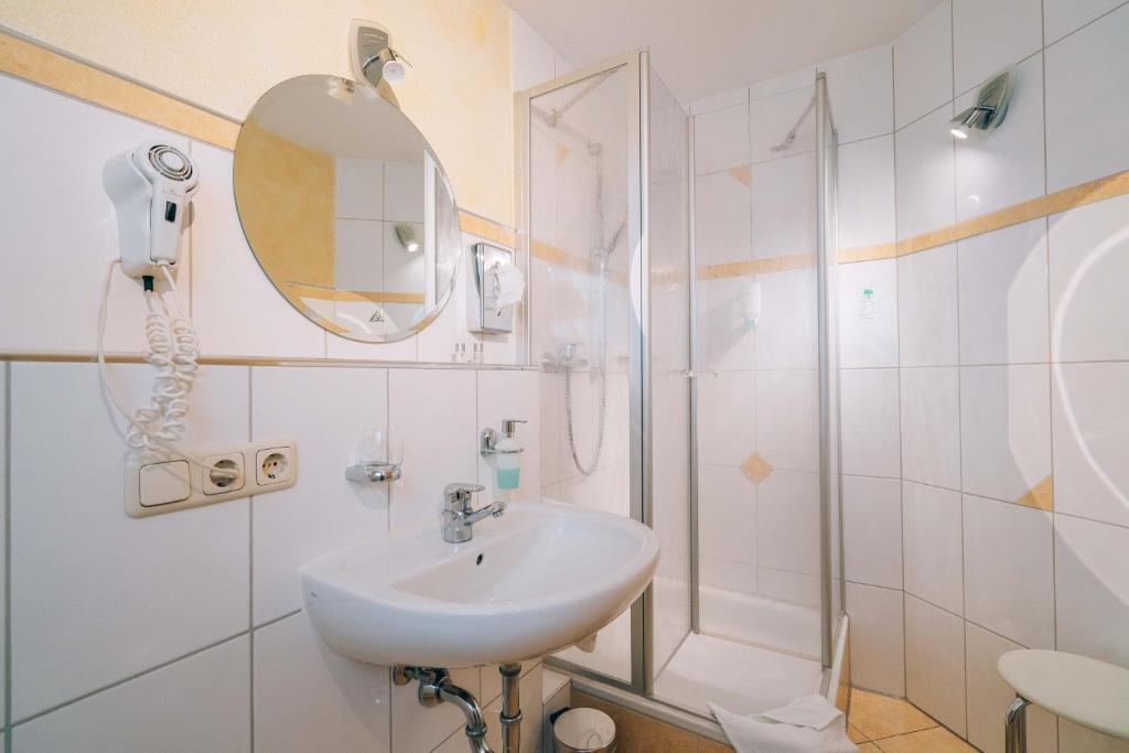 Hotel Abenstal photo 4