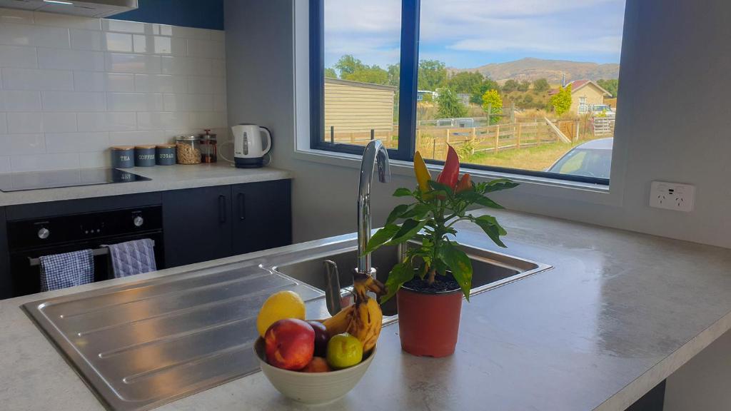 Rough Ridge Cottage ~ your haven in Central Otago photo 1