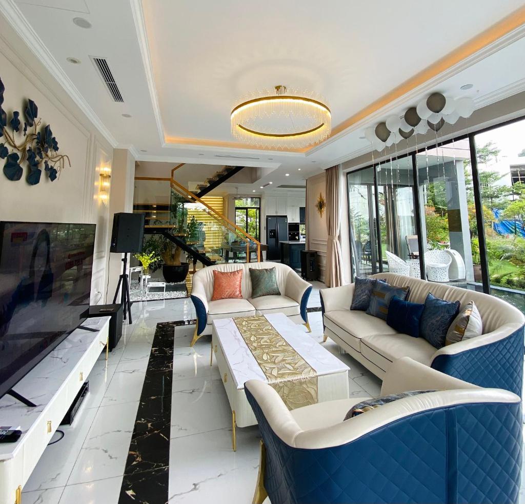 AMUN VILLA - VENUE TRAVEL