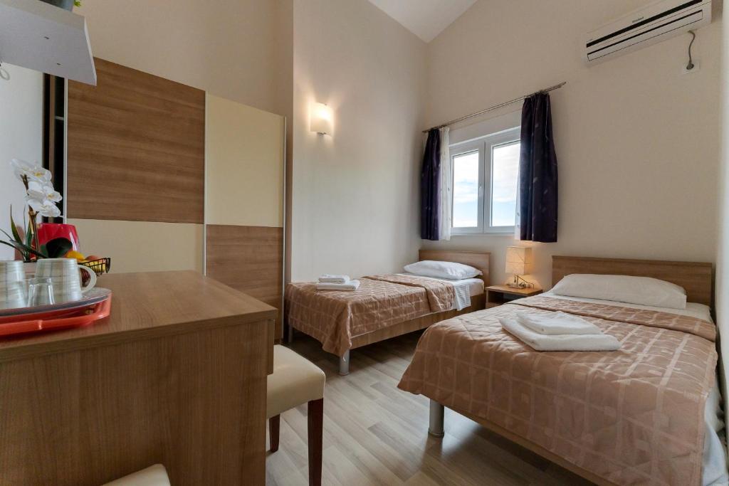 Argyruntum Apartments photo 4