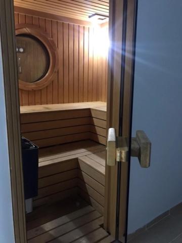RZA HOTEL photo 2