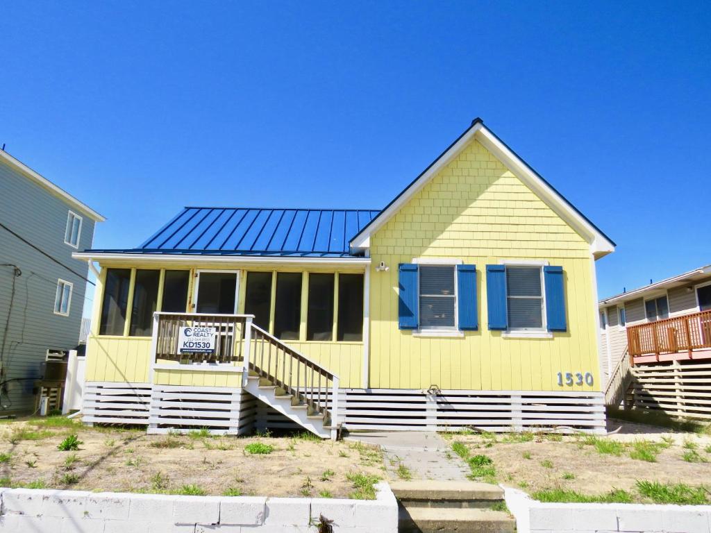 Beach Road Cottage image