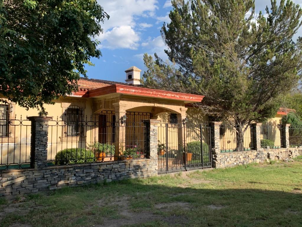 Finca los Rosales photo 2