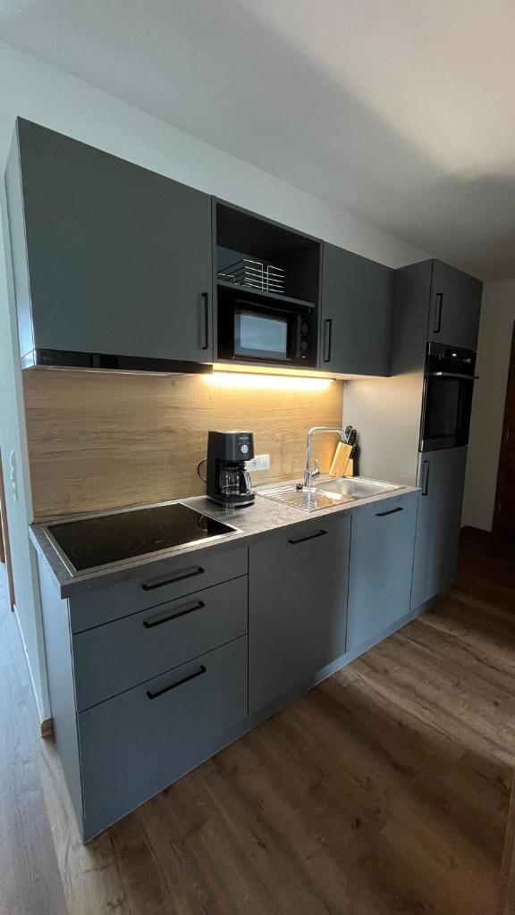 Alpenresidenz M Vermietungs KG photo 3