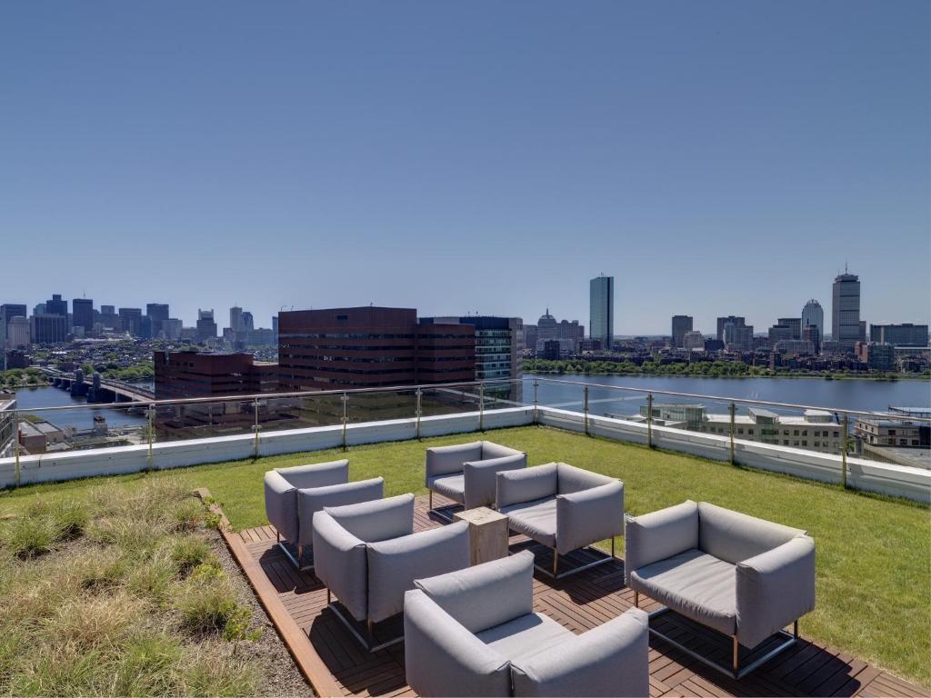 Global Luxury Suites at Kendall West photo 2