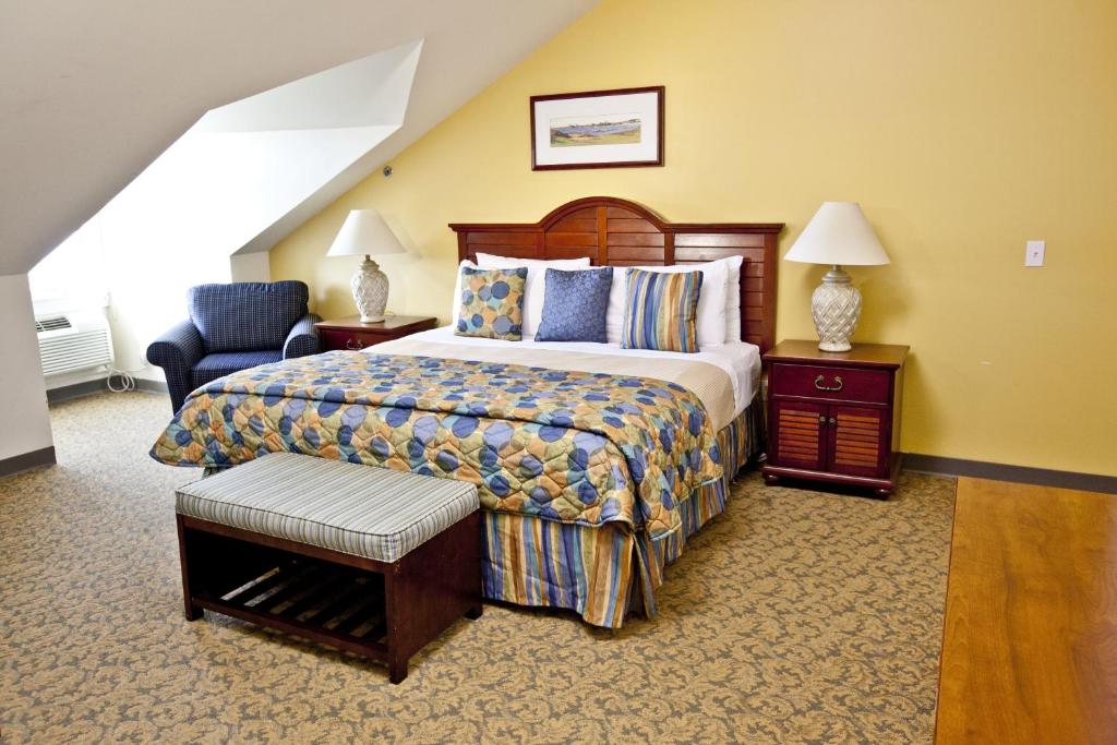 Oceancliff I & II, a VRI resort photo 4