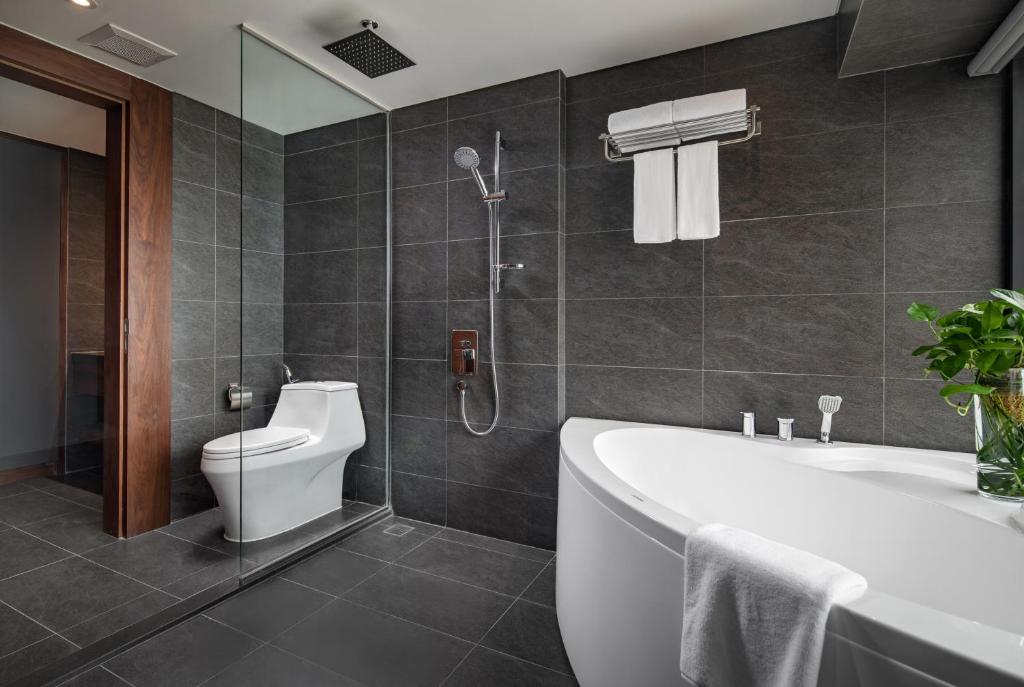 PentStudio West Lake Hanoi