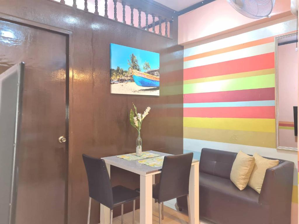 Budget Friendly Staycation in Valley Mansions photo 3