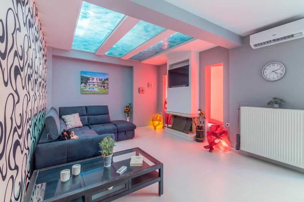 Luxury Apartment with Fireplace Near Heraklion Center photo 4