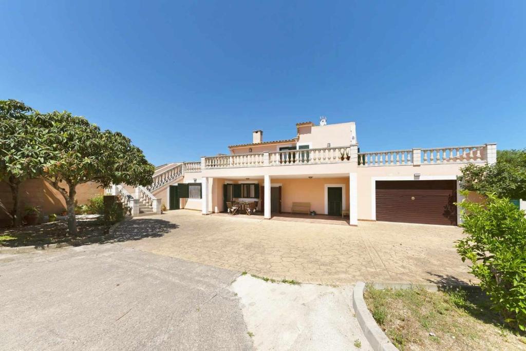 BeOnHolidays Villa Sa Fonera photo 3