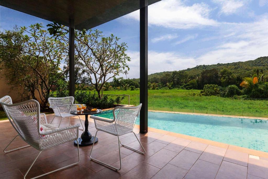 StayVista at Bella Aquila