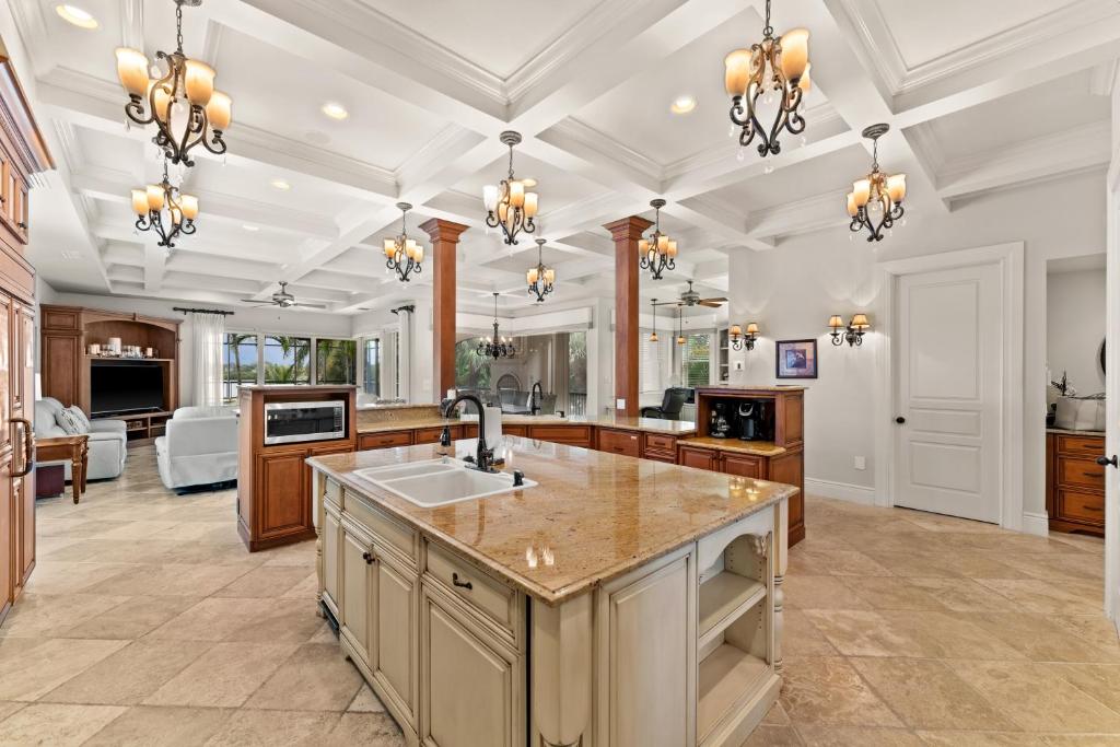 Villa De La Mar at Casey Key photo 1