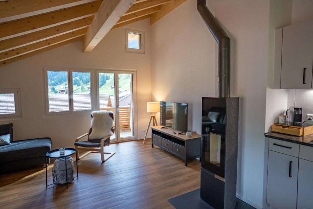 Chuenislodge2- zwei Balkone, gemütlicher Kamin, top Aussicht photo 3