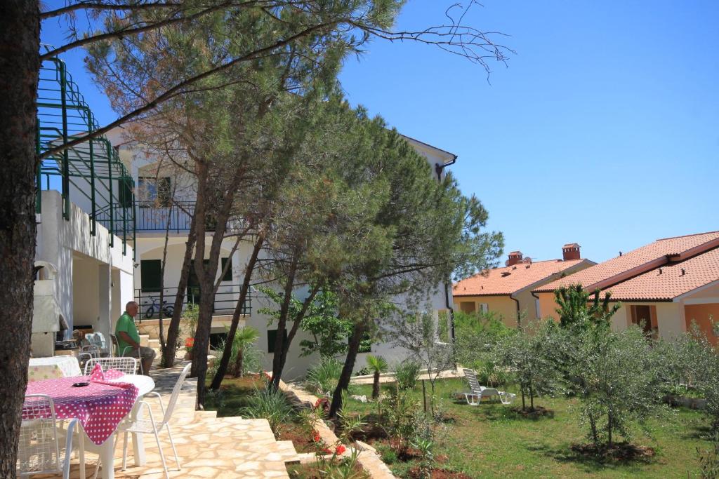 Apartments with a parking space Rabac, Labin - 6464 photo 2