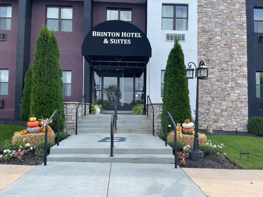 Brinton Suites image