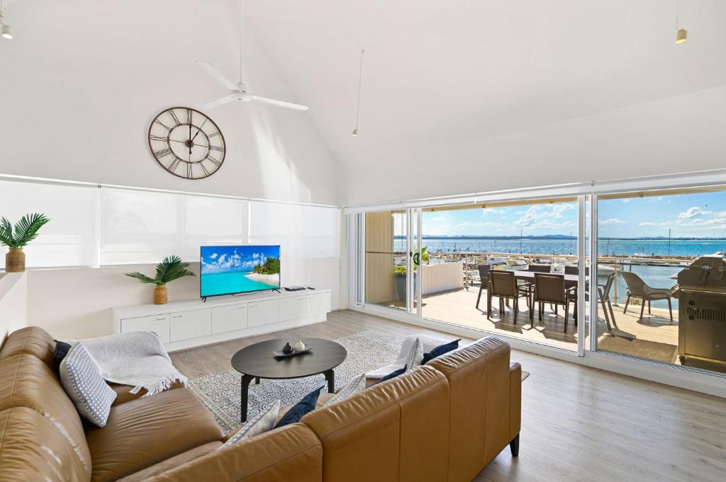 Crows Nest 6 Teramby Road D Albora Marina photo 1