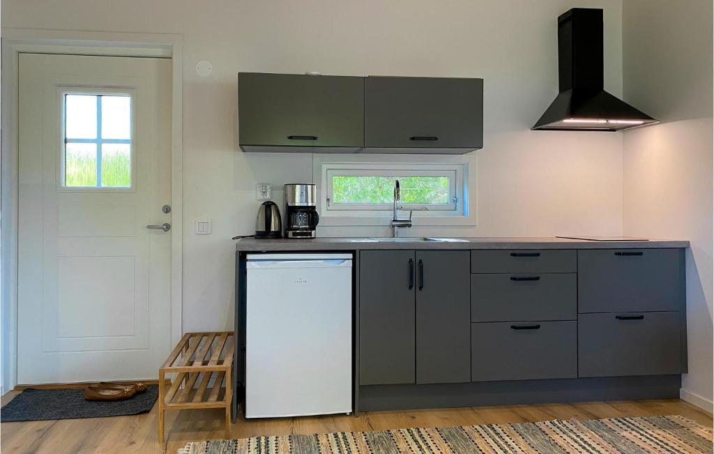 Nice Home In Gotlands Tofta With Wifi And 2 Bedrooms photo 2