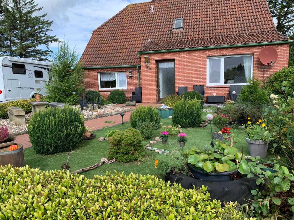 kleines Ostfriesenhaus mitten im Grünen, Mindestaufenthalt 3 Tage, bitte vorher anfragen photo 4
