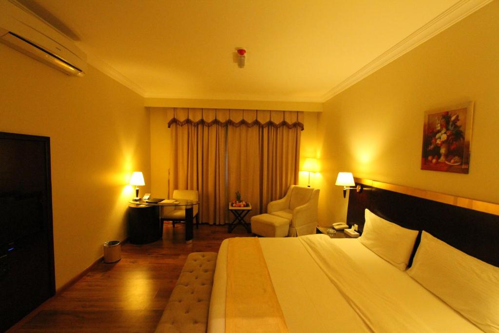 Al Maha Residence Rak Room Type - Executive Double or Twin Room
