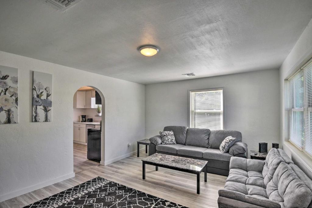 Daytona Beach Escape with Studio Less Than 3 Mi to Beach! photo 4