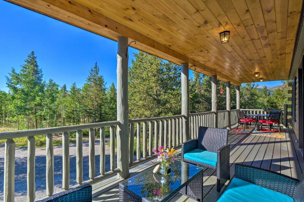 Peaceful Retreat with Deck about 17 Mi to Skiing! photo 3