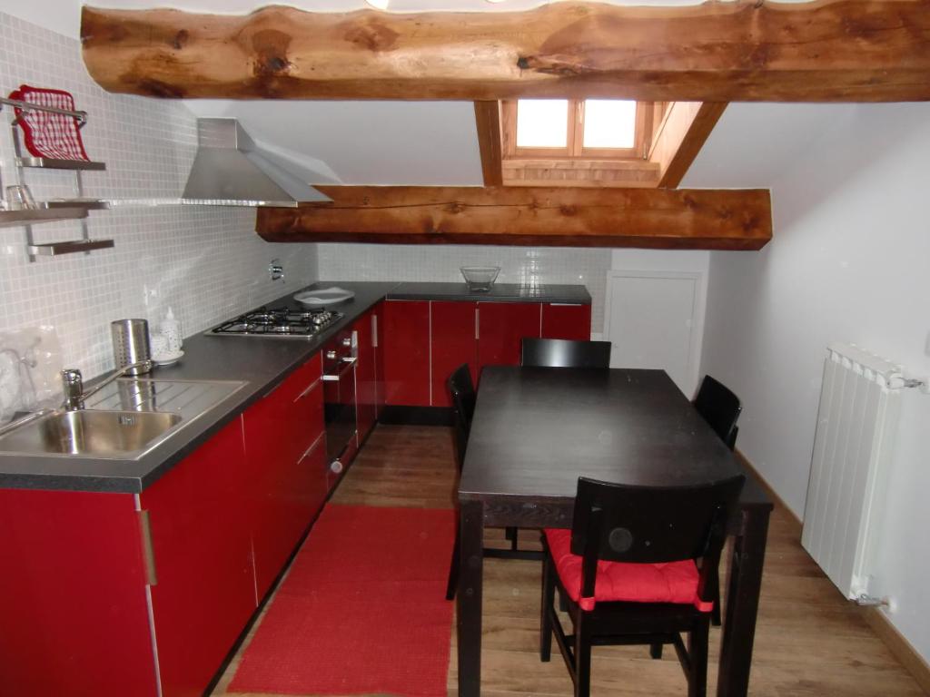 Gaby: Gressoney Valley - Attic in a house with a garden photo 4