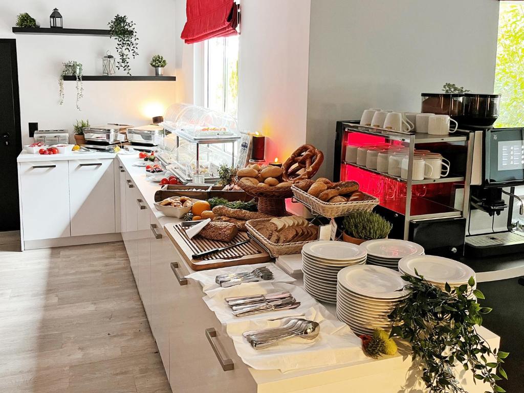 DORMERO Hotel Hoyerswerda - Tap to explore photos