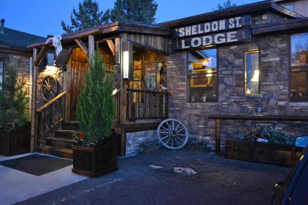 Sheldon Street Lodge image