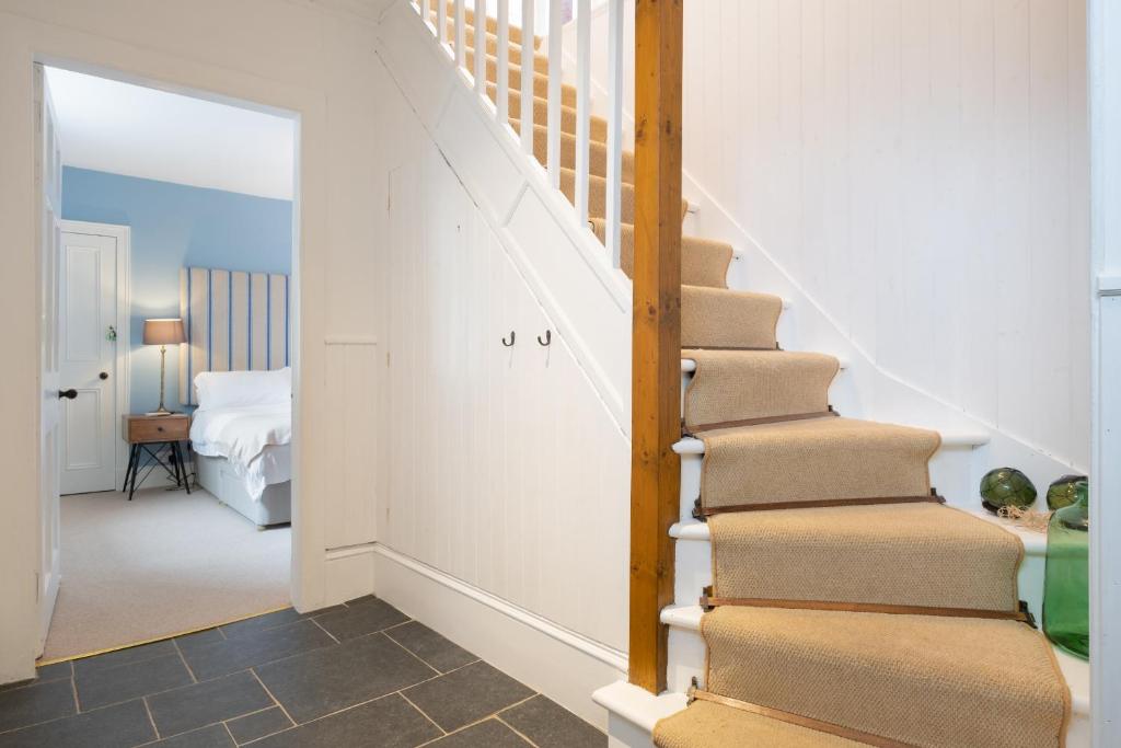 Seaside cottage on Moray coast photo 3