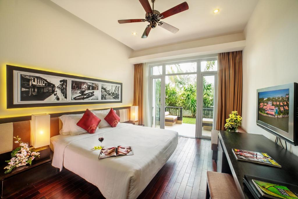 Hội An Beach Resort 