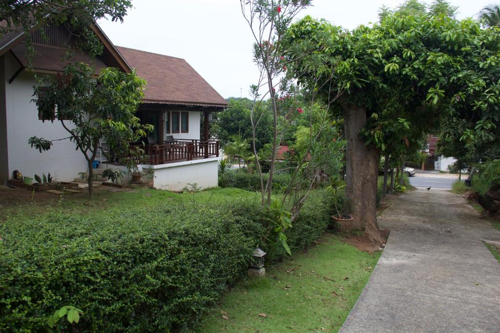 บ้านธานี (BAAN THANI)