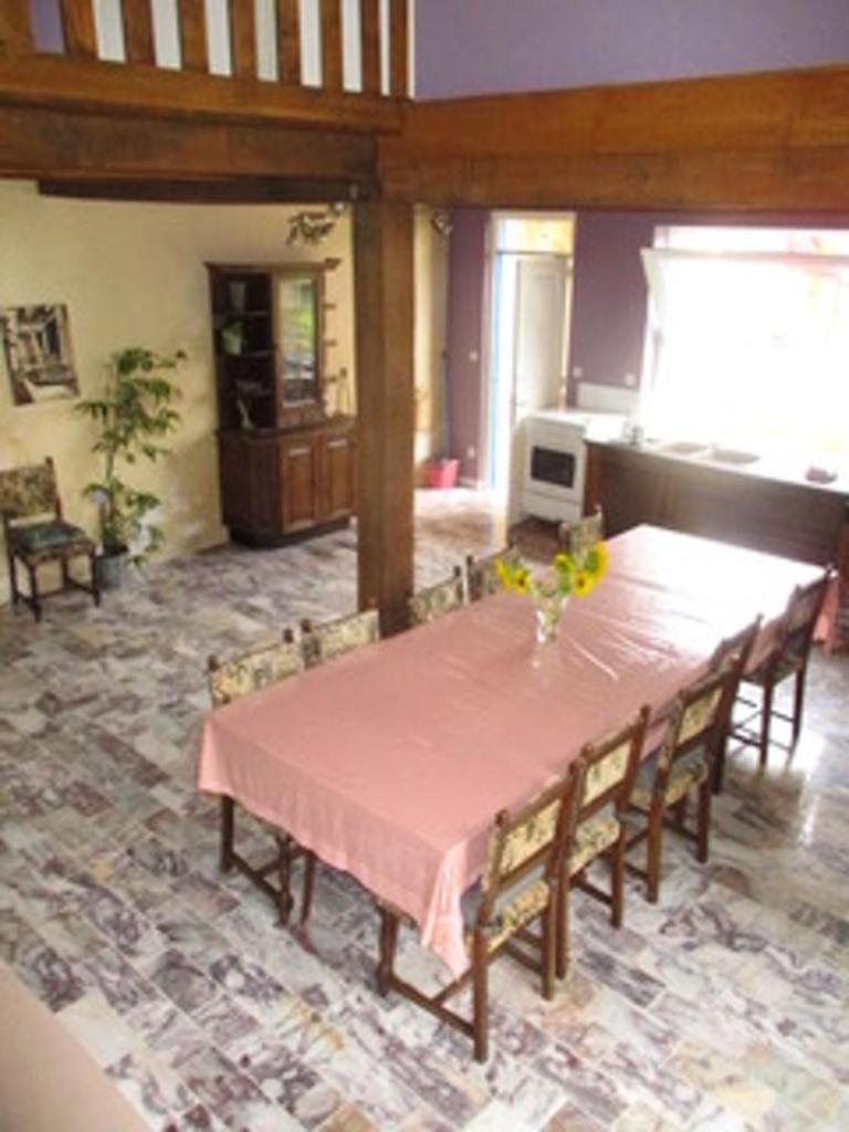 Maison de 5 chambres avec piscine partagee et terrasse amenagee a Queyssac photo 2