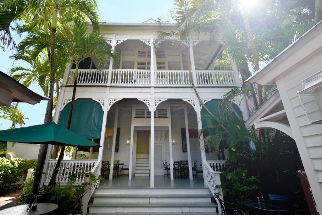 Simonton Court Historic Inn & Cottages photo 1