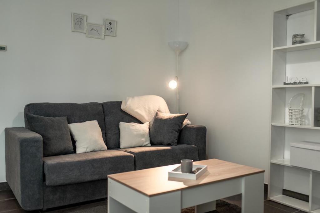 Luxurious Nordic Style Apartment photo 2