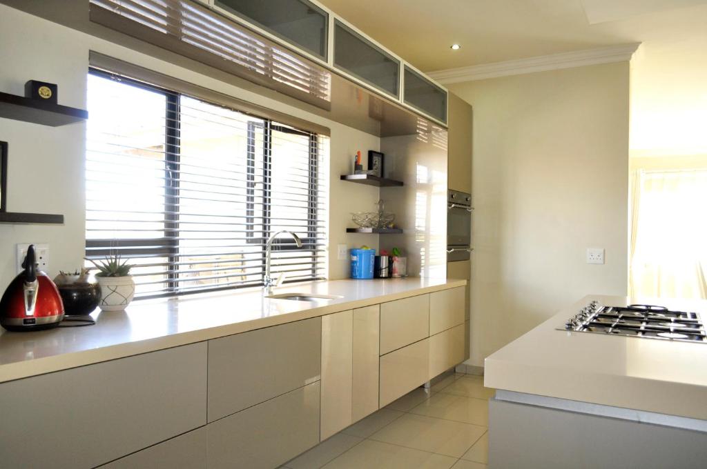 Opulence Lodge, Pretoria, South Africa photo 3