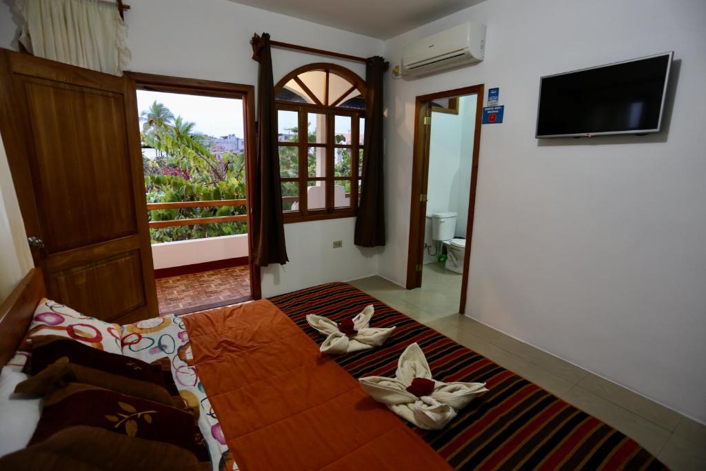 The Galapagos Pearl B&B photo 2