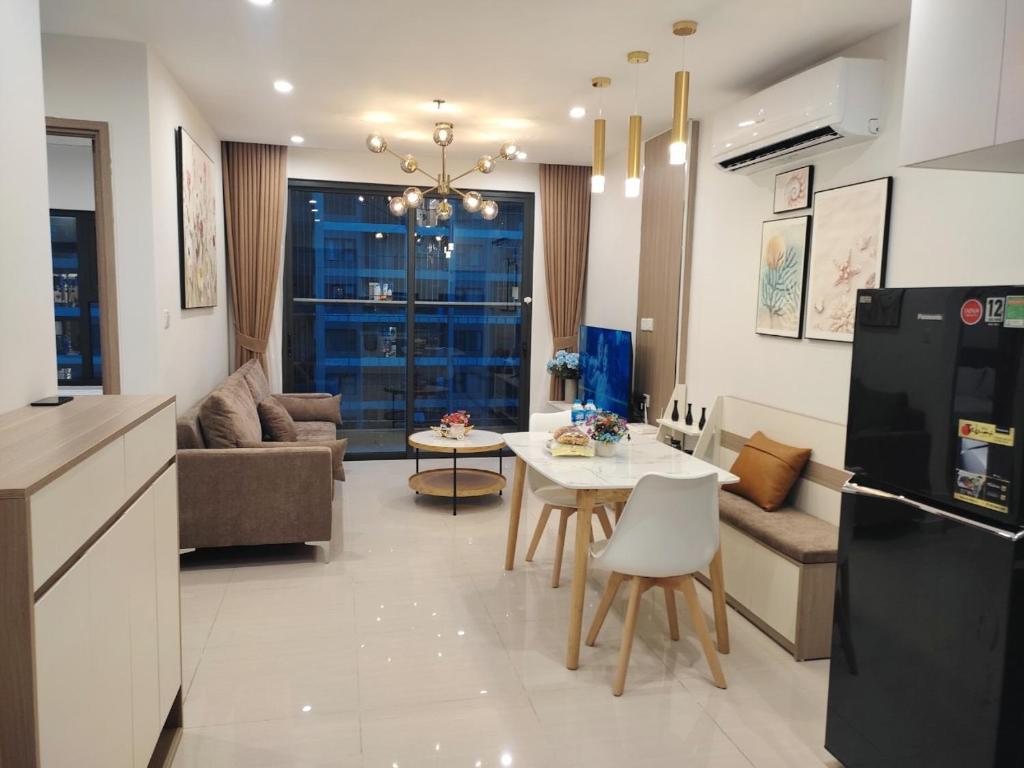 *BOM HOMESTAY* VINHOMES OCEAN PARK- SERVICE APARTMENT