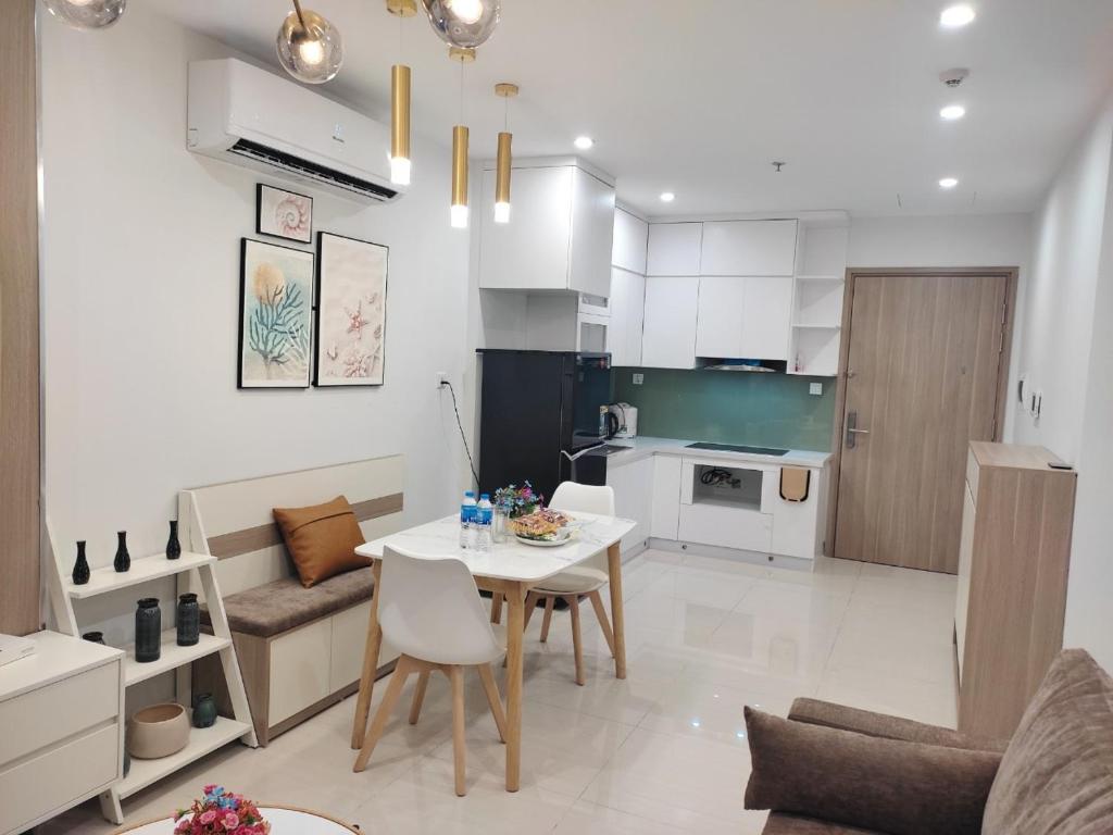 *BOM HOMESTAY* VINHOMES OCEAN PARK- SERVICE APARTMENT