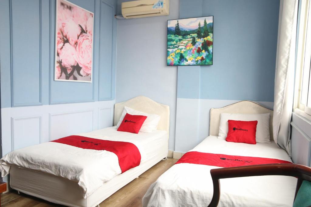 RedDoorz Plus near Nga Tu Binh Phuoc