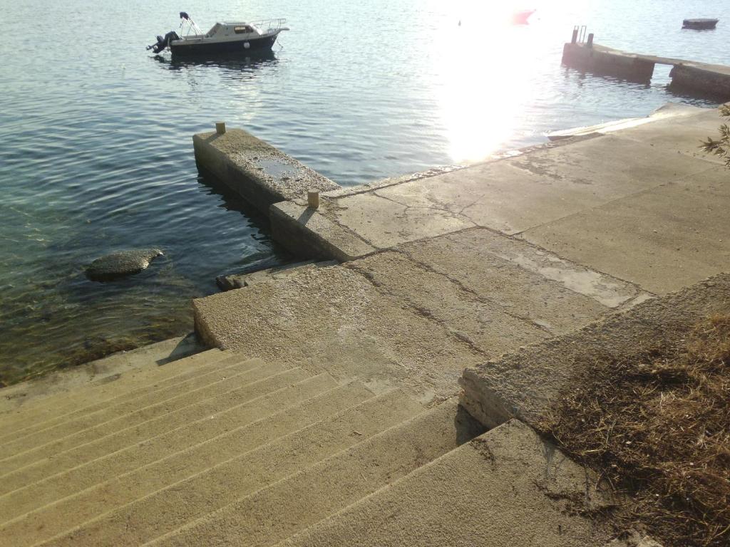 Apartments Krešo 5 meters from the beach with See view shadow and parking place photo 3