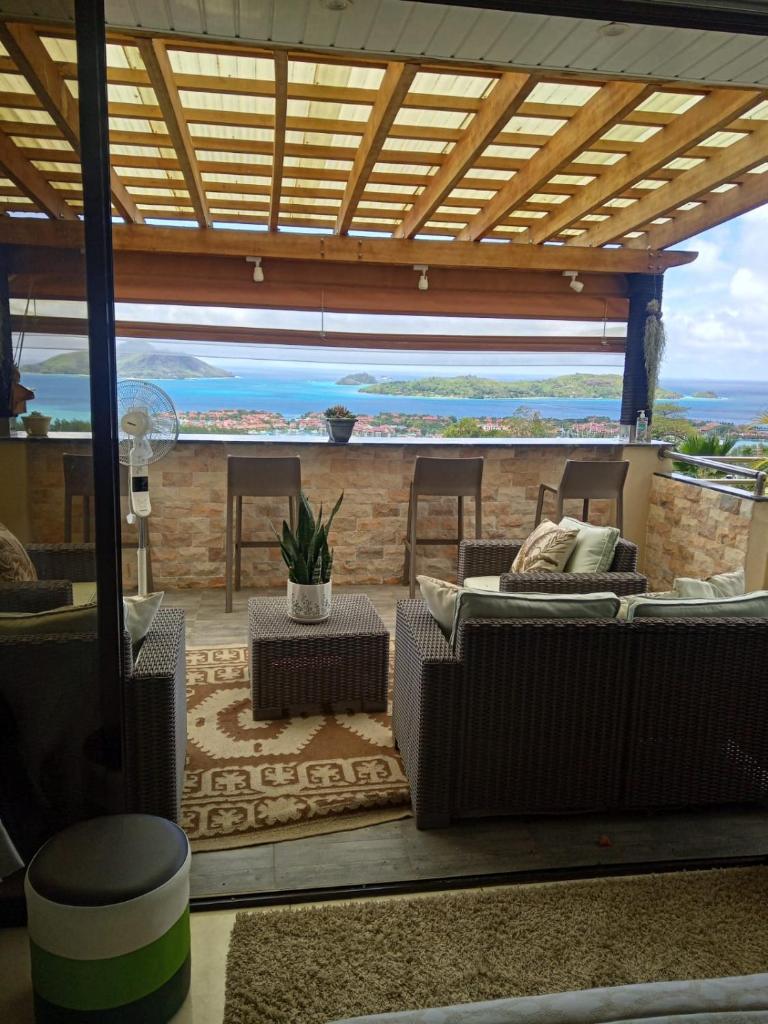 180 Degrees Self-Catering photo 2