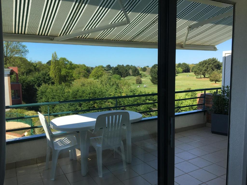 La Terrasse du golf photo 1