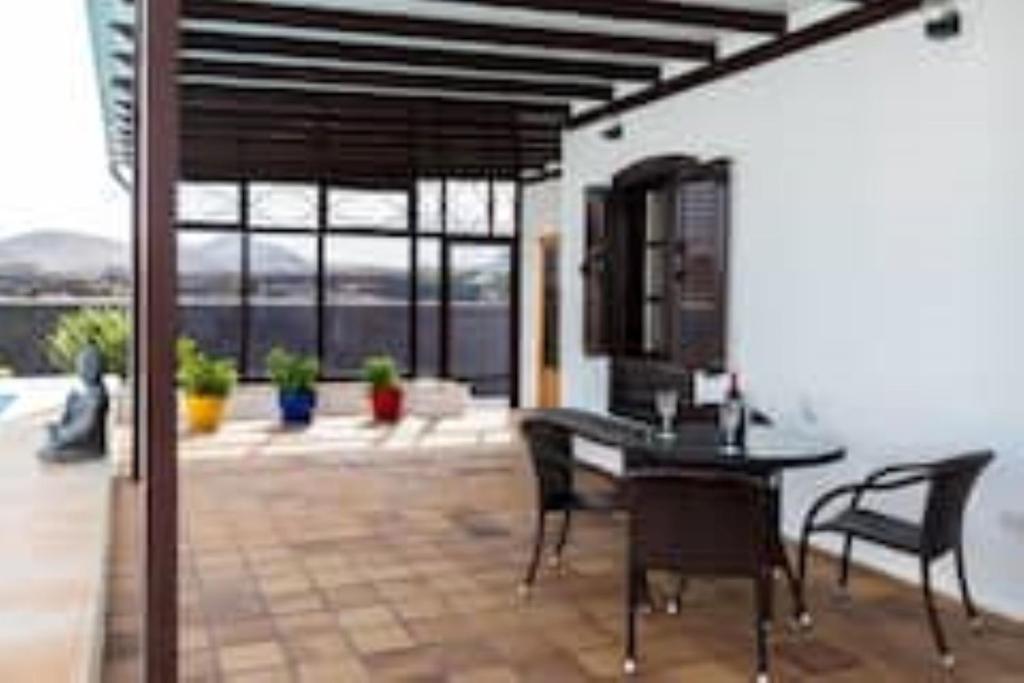 Timanfaya Villa photo 2