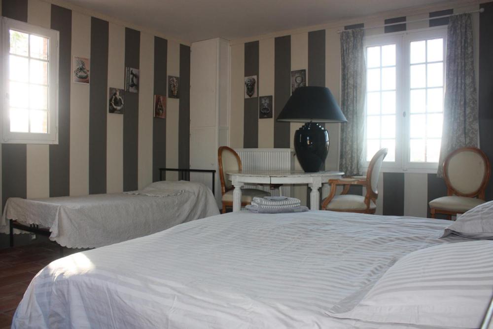 Presbytère de jonquiere photo 1