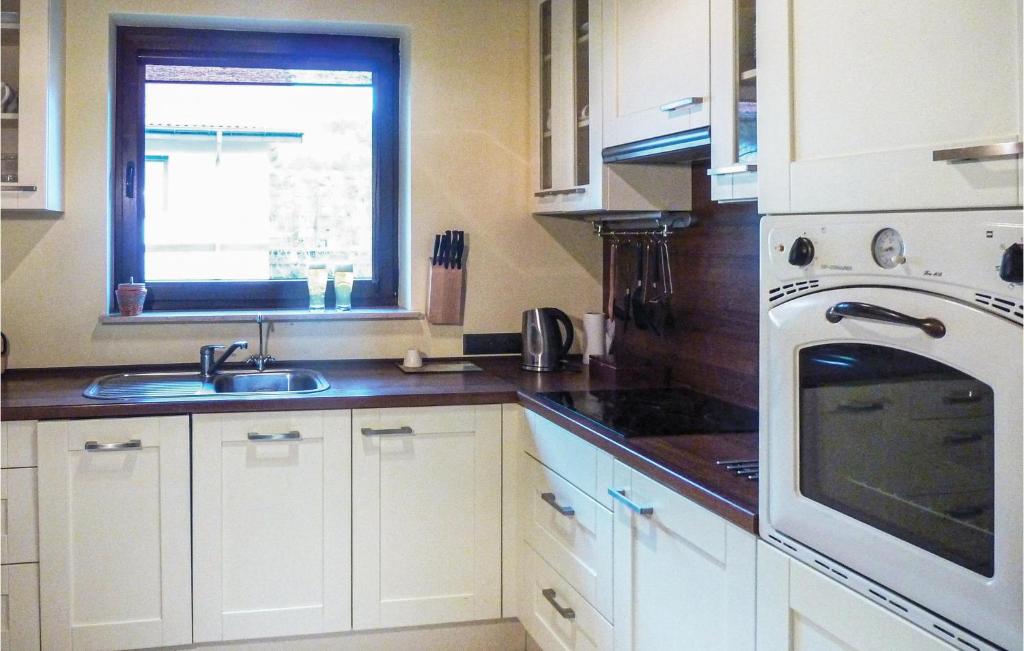 Amazing Home In Purda With 4 Bedrooms photo 2